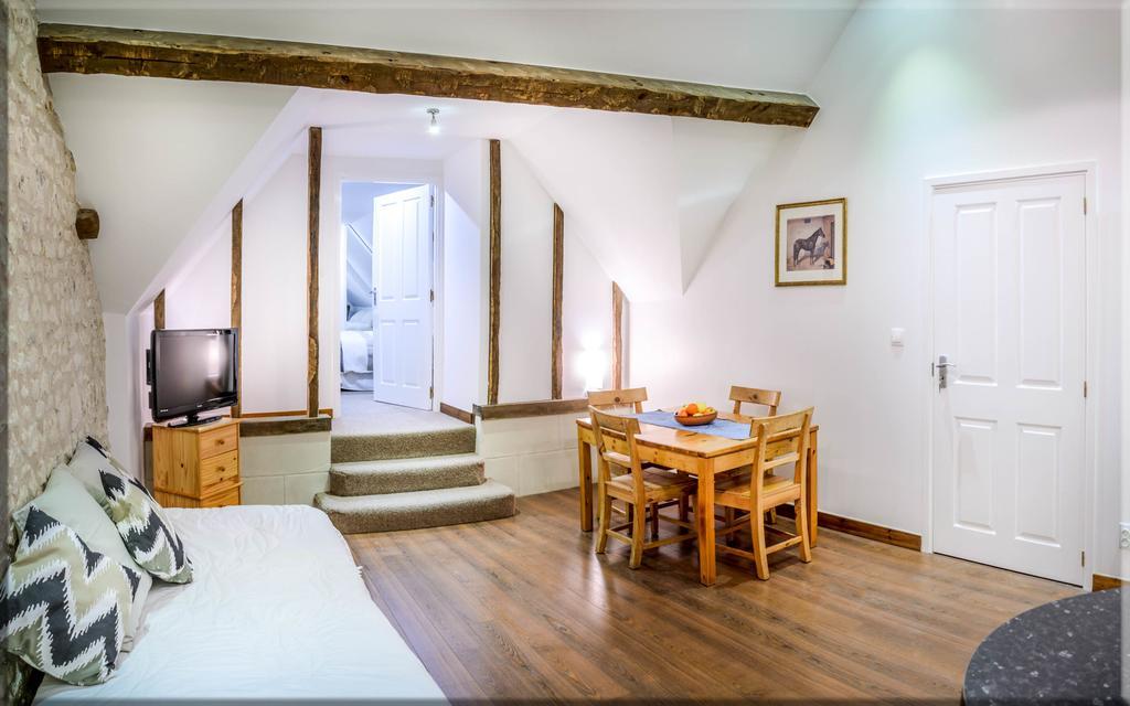 Gites Arches De Muschamp Cussay Екстер'єр фото