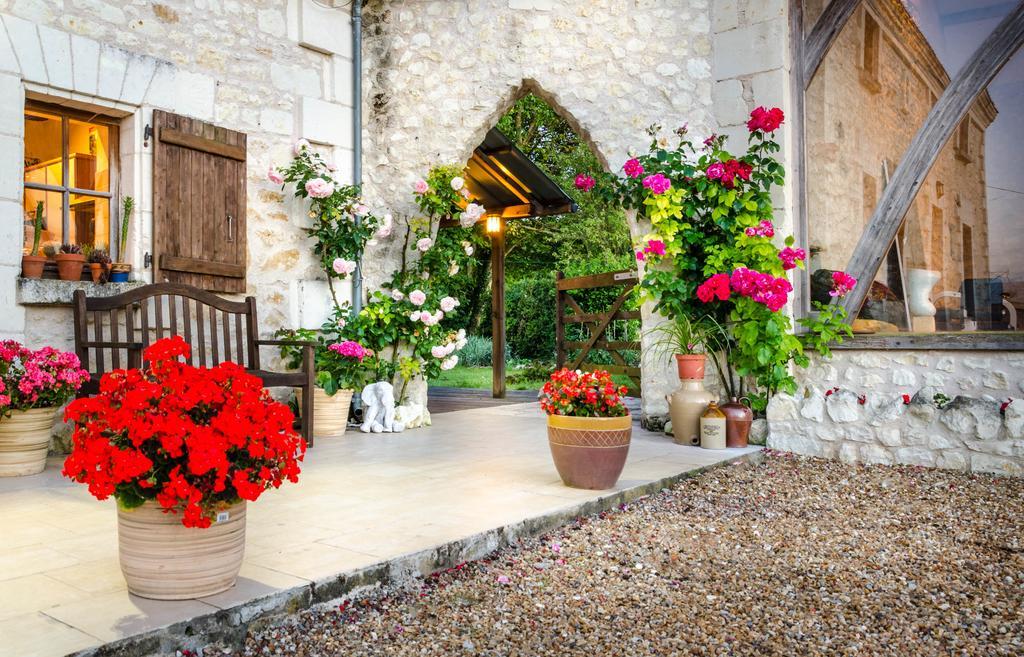 Gites Arches De Muschamp Cussay Екстер'єр фото
